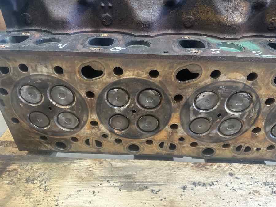 VOLVO CYLINDERHEAD D13 22784337 - Двигатель и запчасти для Грузовиков: фото 5 VOLVO CYLINDERHEAD D13 22784337 - Двигатель и запчасти для Грузовиков: фото 5