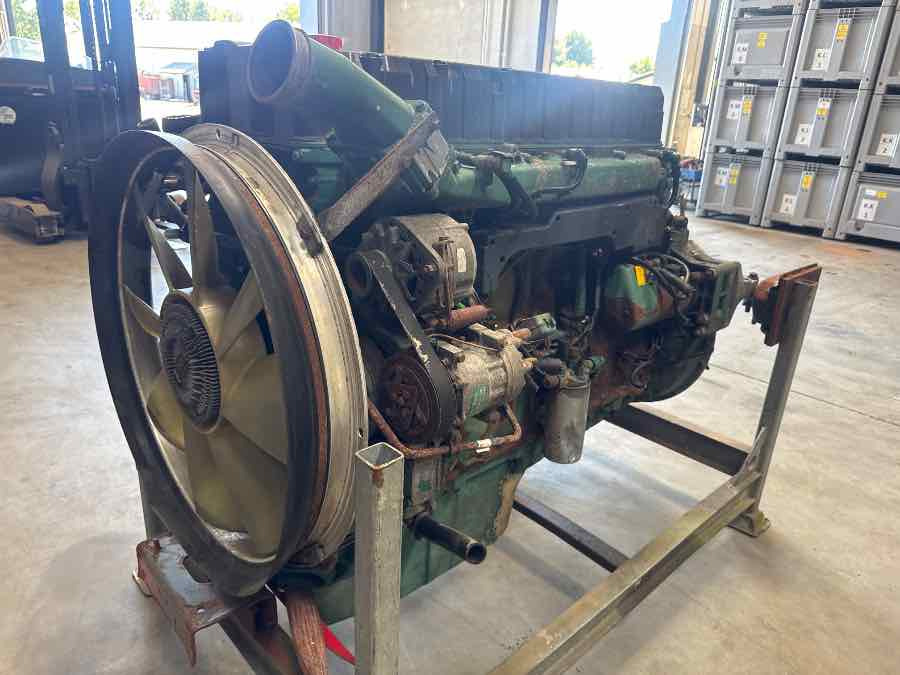 VOLVO MOTOR D12C - 380 HP VEB - Двигатель для Грузовиков: фото 3 VOLVO MOTOR D12C - 380 HP VEB - Двигатель для Грузовиков: фото 3