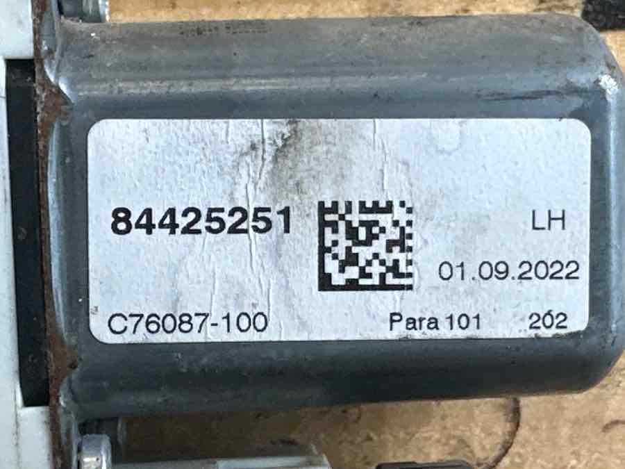 VOLVO WINDOW MOTOR 84425251 - Электрическая система для Грузовиков: фото 3 VOLVO WINDOW MOTOR 84425251 - Электрическая система для Грузовиков: фото 3