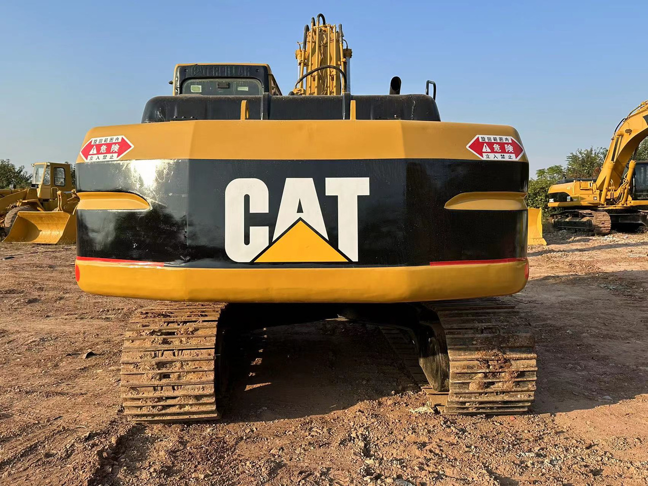 CAT 320B - Гусеничный экскаватор: фото 3 CAT 320B - Гусеничный экскаватор: фото 3
