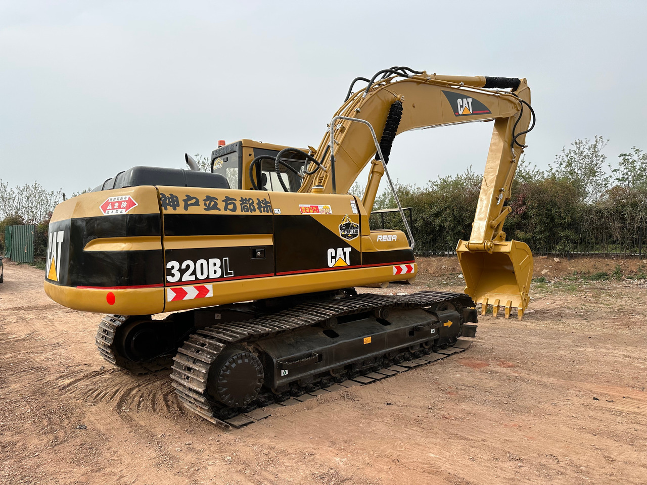 CAT 320BL crawler excavator - Гусеничный экскаватор: фото 4 CAT 320BL crawler excavator - Гусеничный экскаватор: фото 4