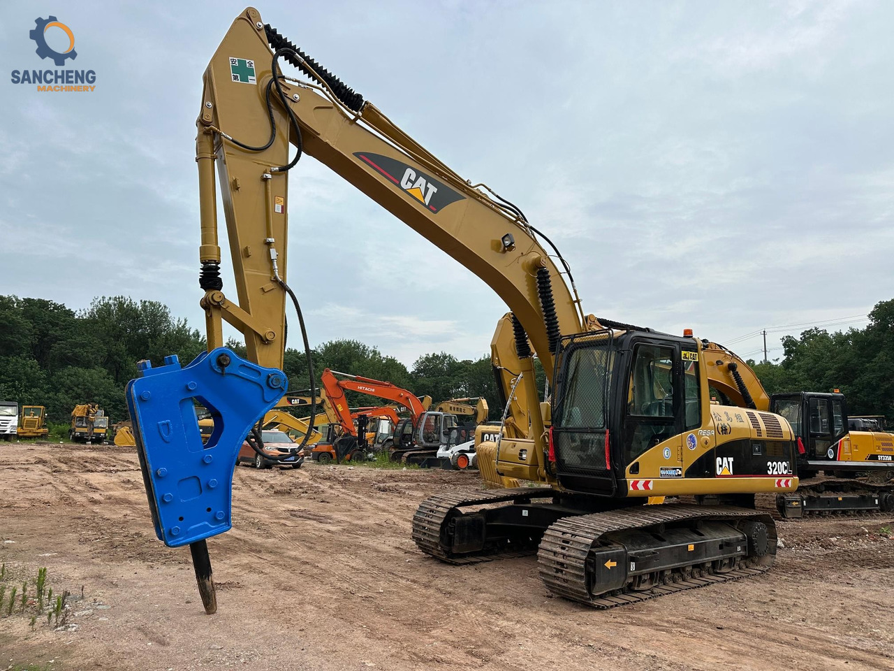 CAT 320CL - Гусеничный экскаватор: фото 2 CAT 320CL - Гусеничный экскаватор: фото 2