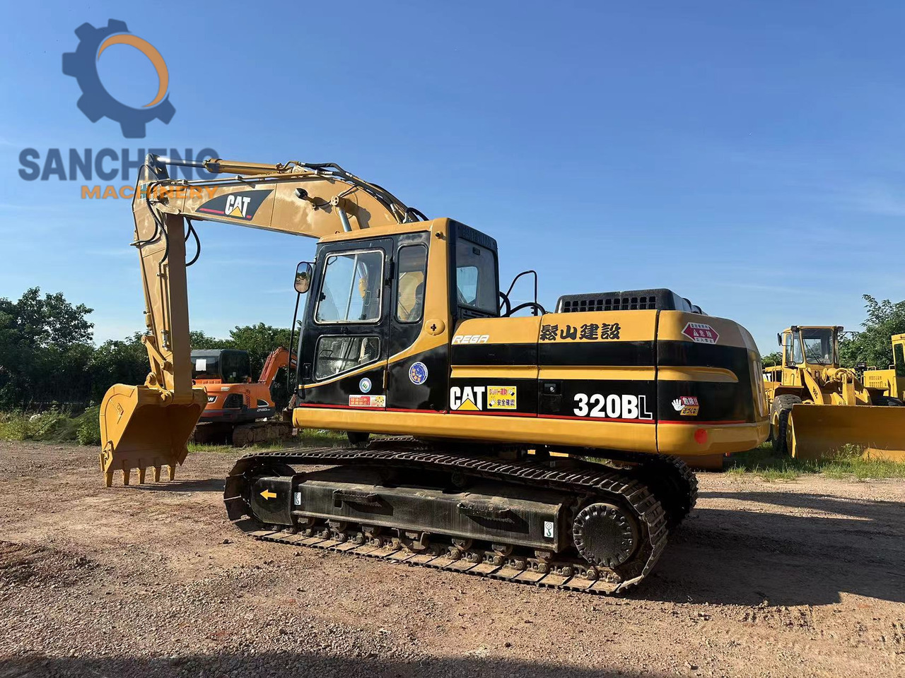 CATERPILLAR 320BL - Гусеничный экскаватор: фото 2 CATERPILLAR 320BL - Гусеничный экскаватор: фото 2
