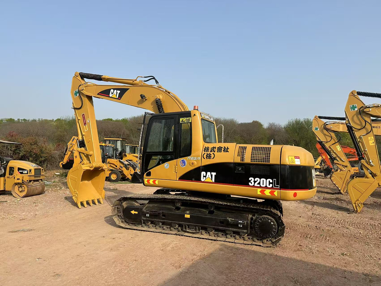 CATERPILLAR 320C - Гусеничный экскаватор: фото 3 CATERPILLAR 320C - Гусеничный экскаватор: фото 3