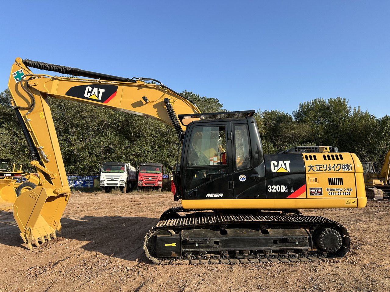 CATERPILLAR 320DL - Гусеничный экскаватор: фото 1 CATERPILLAR 320DL - Гусеничный экскаватор: фото 1
