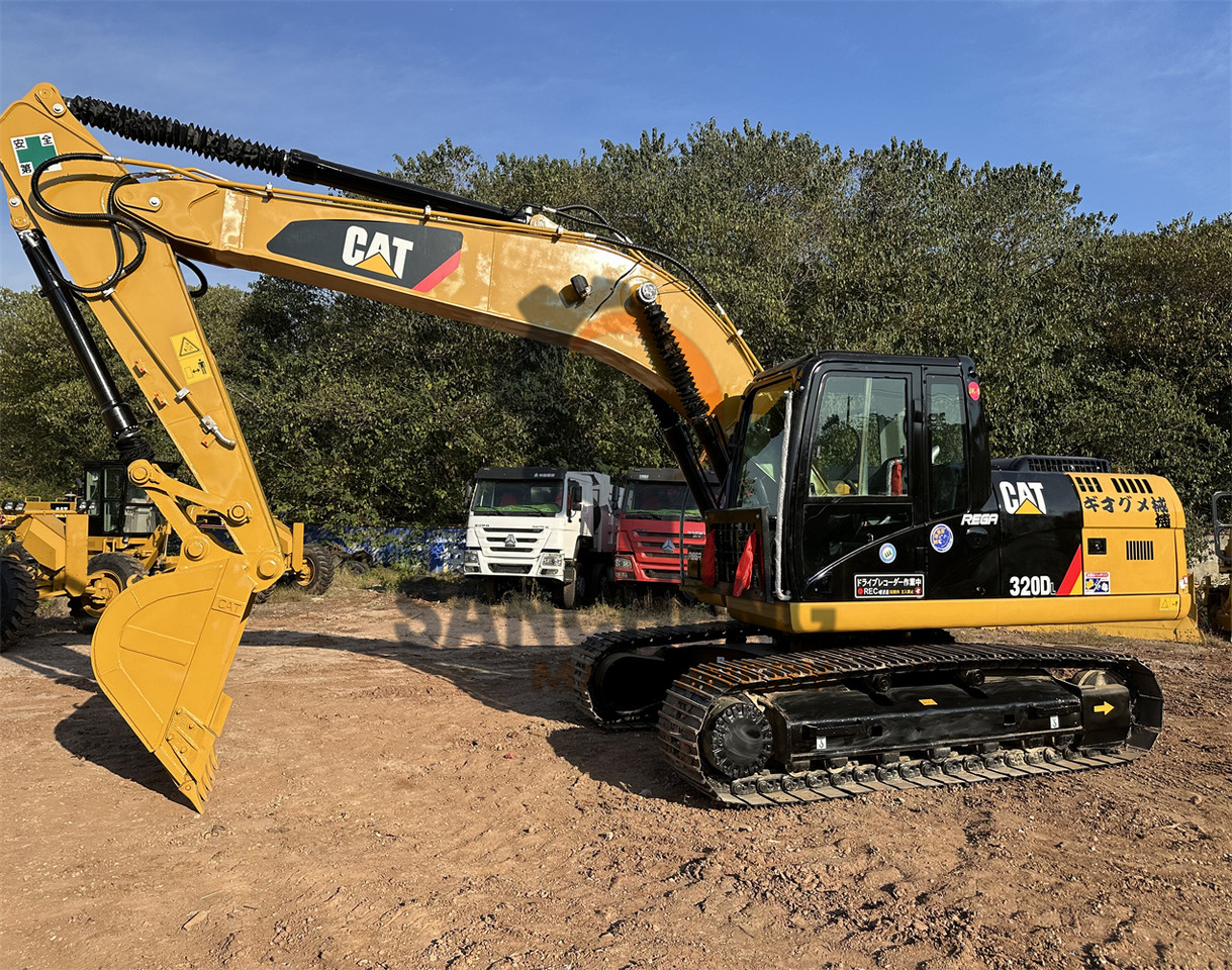 CATERPILLAR 320DL - Гусеничный экскаватор: фото 2 CATERPILLAR 320DL - Гусеничный экскаватор: фото 2