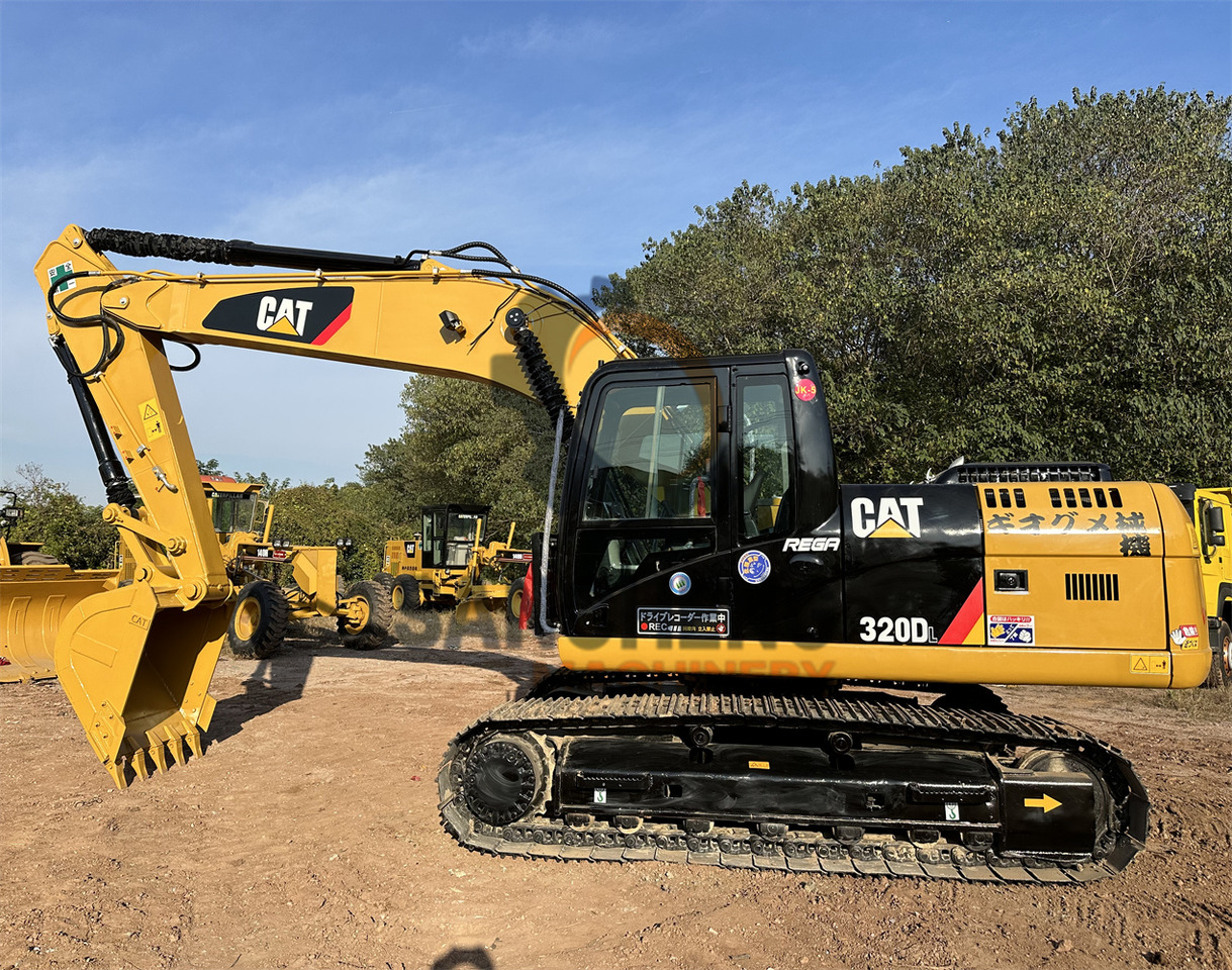 CATERPILLAR 320DL - Гусеничный экскаватор: фото 1 CATERPILLAR 320DL - Гусеничный экскаватор: фото 1