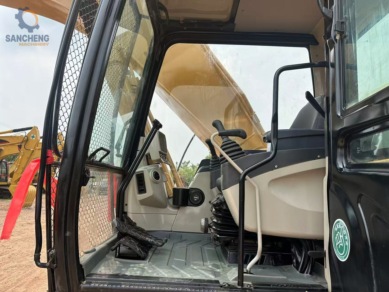 CATERPILLAR 325CL - Гусеничный экскаватор: фото 3 CATERPILLAR 325CL - Гусеничный экскаватор: фото 3