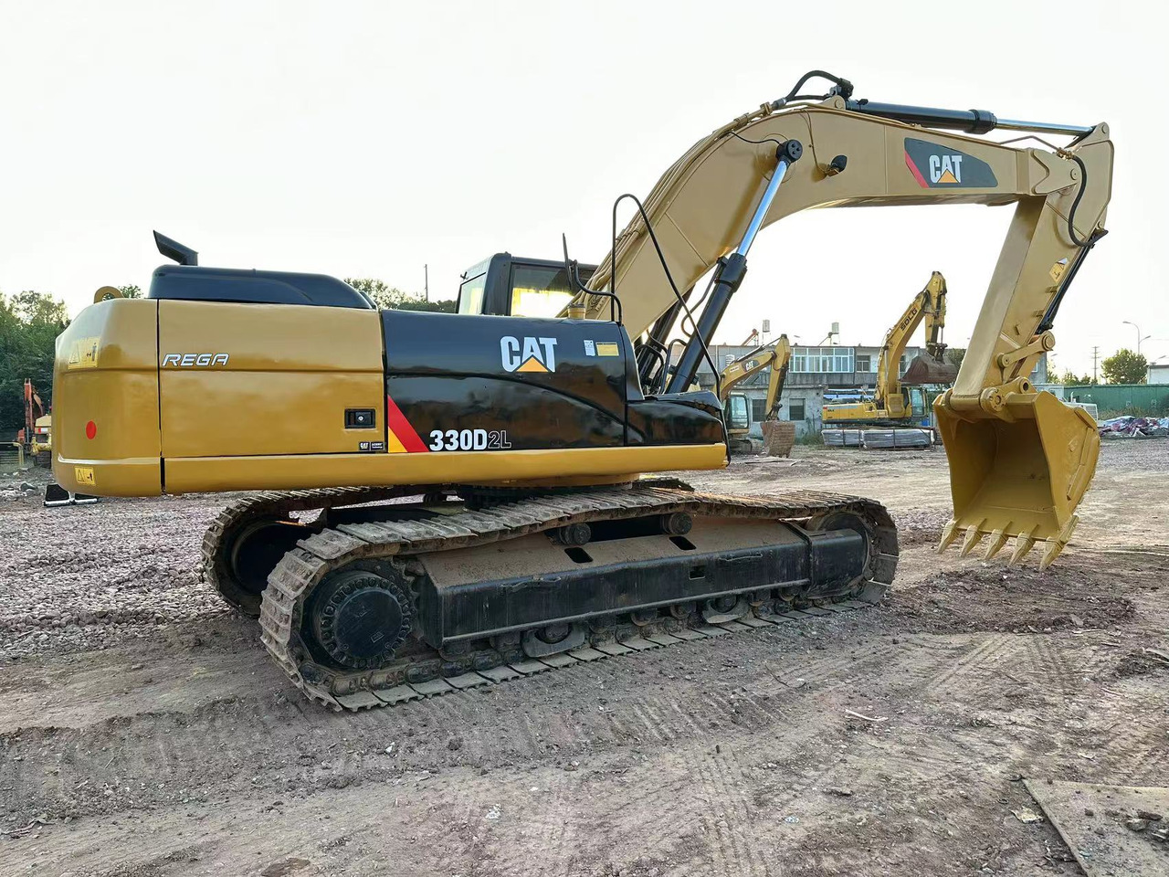 CATERPILLAR 330D2L excavator - Гусеничный экскаватор: фото 1 CATERPILLAR 330D2L excavator - Гусеничный экскаватор: фото 1