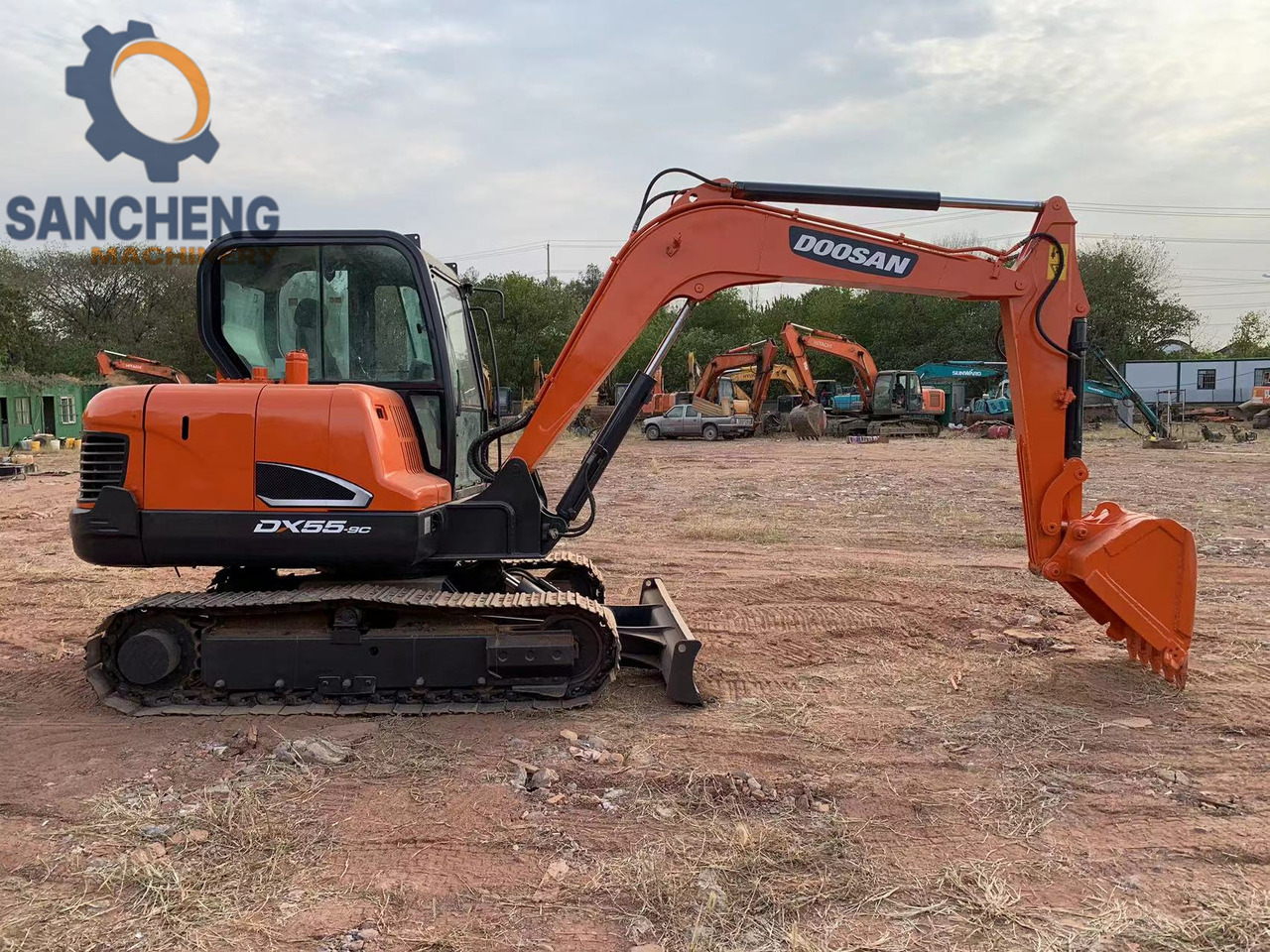 DOOSAN DX55 - Экскаватор: фото 3 DOOSAN DX55 - Экскаватор: фото 3