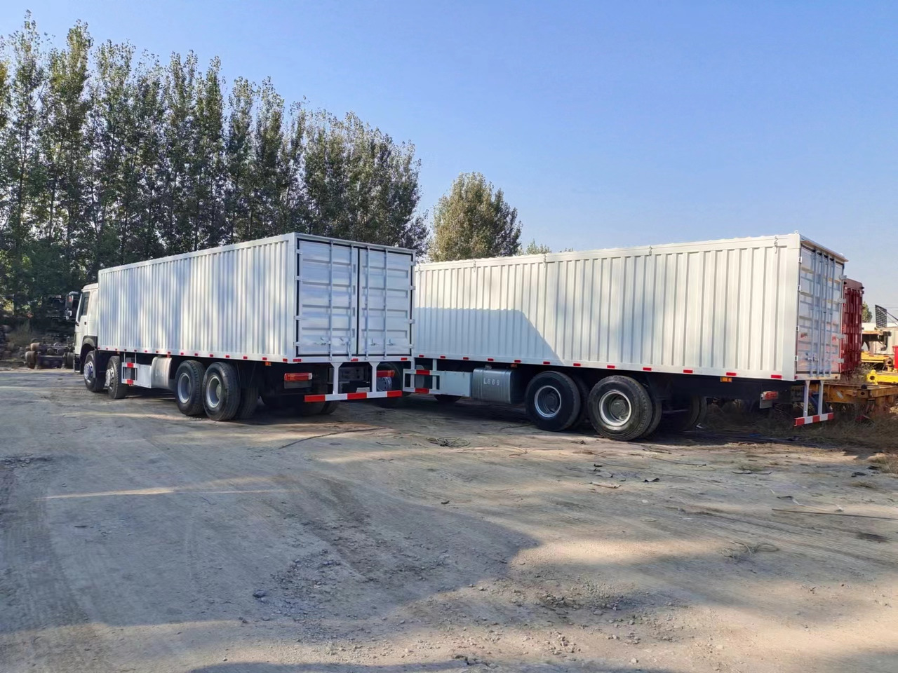 SINOTRUK 400 HOWO Box truck - Изотермический грузовик: фото 5 SINOTRUK 400 HOWO Box truck - Изотермический грузовик: фото 5