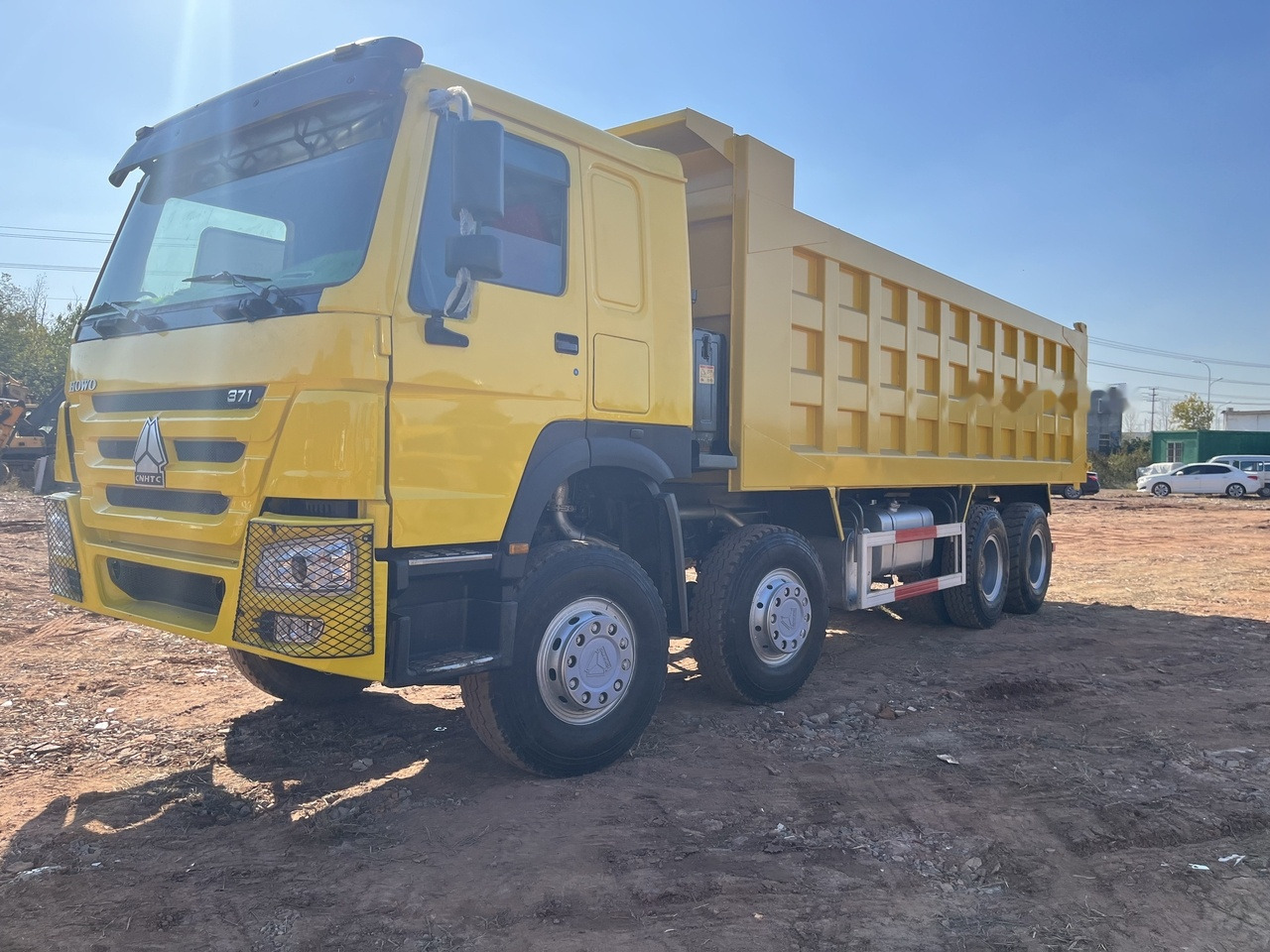 SINOTRUK HOWO 371 Dump Truck 8x4 - Самосвал: фото 5 SINOTRUK HOWO 371 Dump Truck 8x4 - Самосвал: фото 5