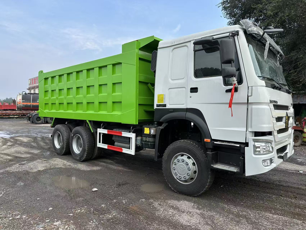 SINOTRUK HOWO 400HP 6X4 Tipper Truck - Самосвал: фото 5 SINOTRUK HOWO 400HP 6X4 Tipper Truck - Самосвал: фото 5