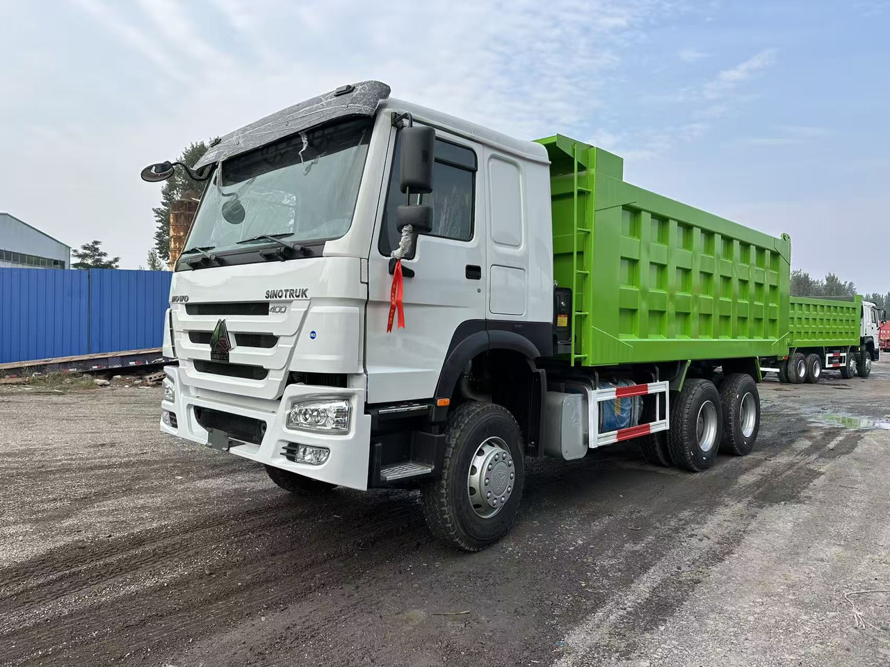 SINOTRUK HOWO 400HP 6X4 Tipper Truck - Самосвал: фото 2 SINOTRUK HOWO 400HP 6X4 Tipper Truck - Самосвал: фото 2