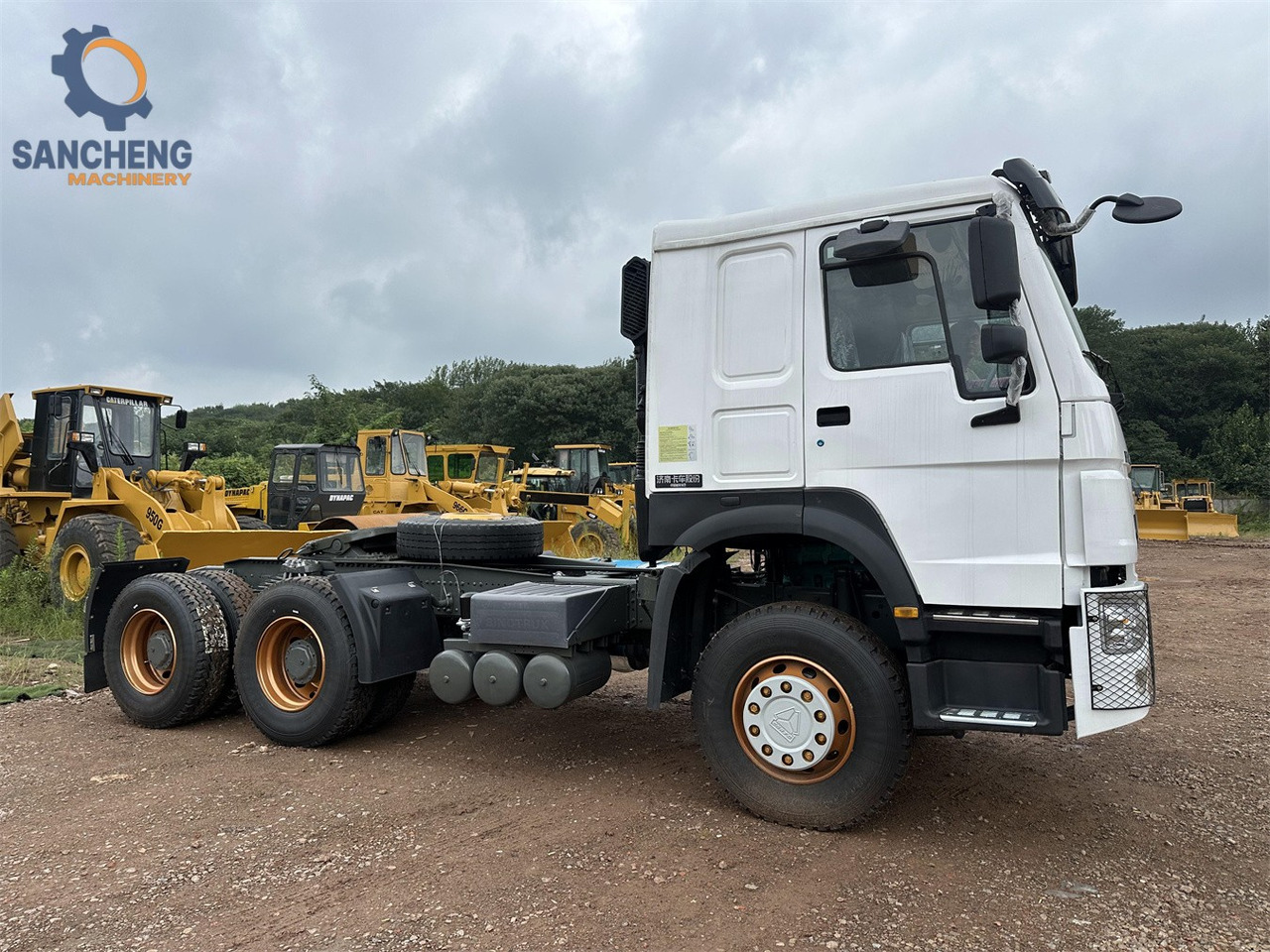 SINOTRUK Howo tractor unit 420 - Тягач: фото 2 SINOTRUK Howo tractor unit 420 - Тягач: фото 2