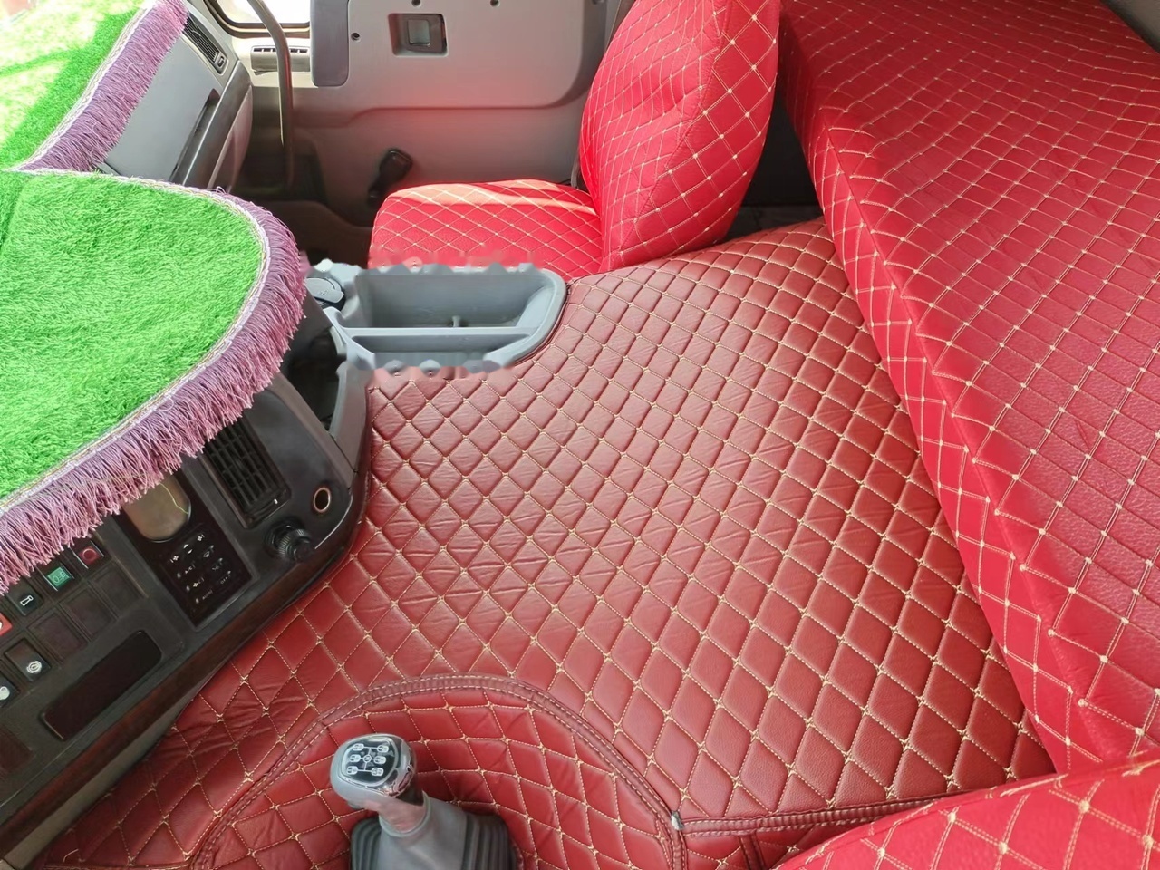 SINOTRUK Howo tractor unit 420 hp - Тягач: фото 5 SINOTRUK Howo tractor unit 420 hp - Тягач: фото 5