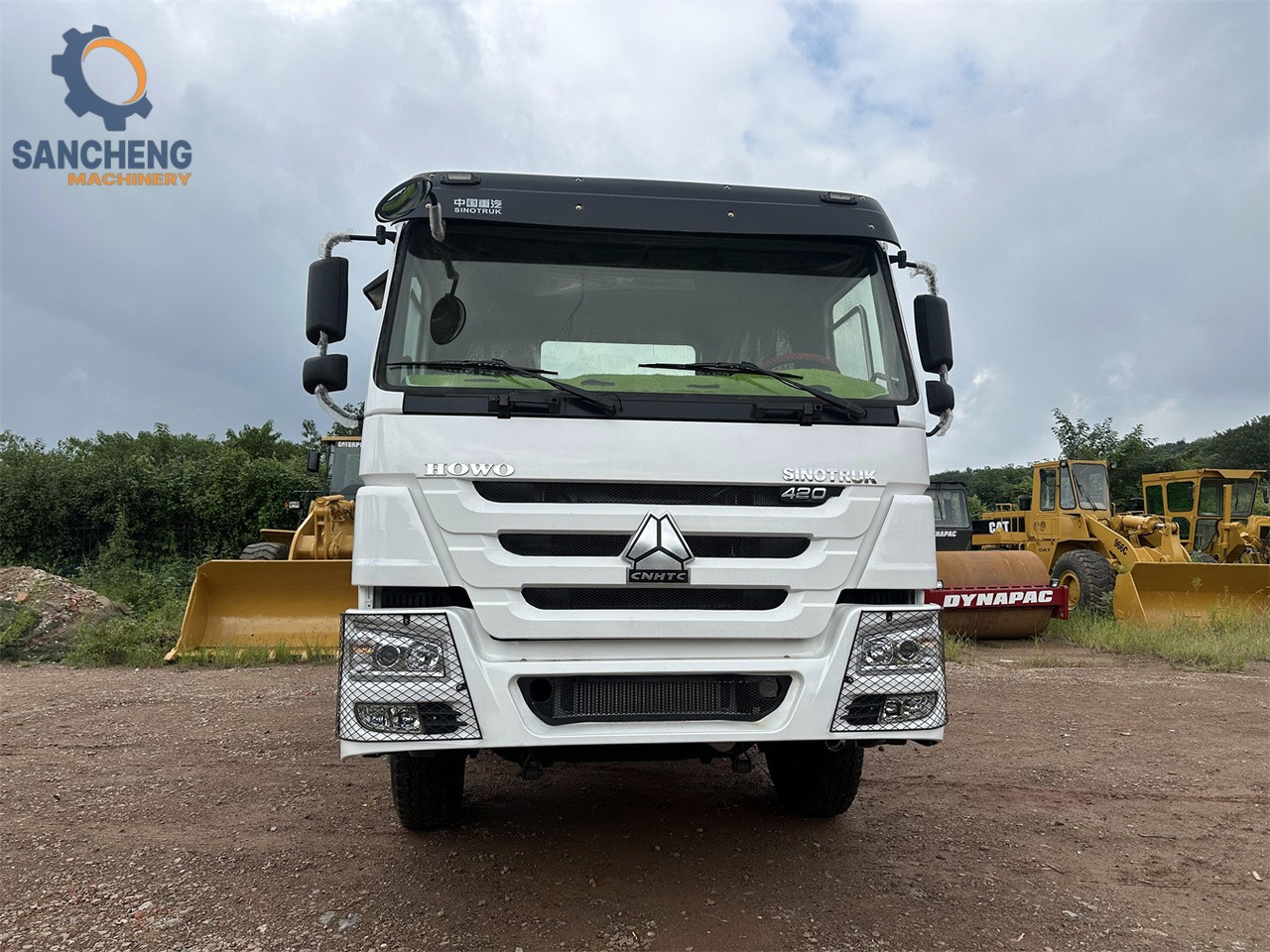 SINOTRUK Howo tractor unit 420hp - Тягач: фото 4 SINOTRUK Howo tractor unit 420hp - Тягач: фото 4