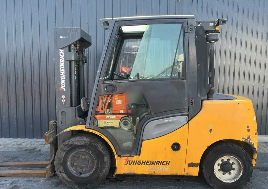 Jungheinrich DFGS50s - Дизельный погрузчик: фото 2 Jungheinrich DFGS50s - Дизельный погрузчик: фото 2