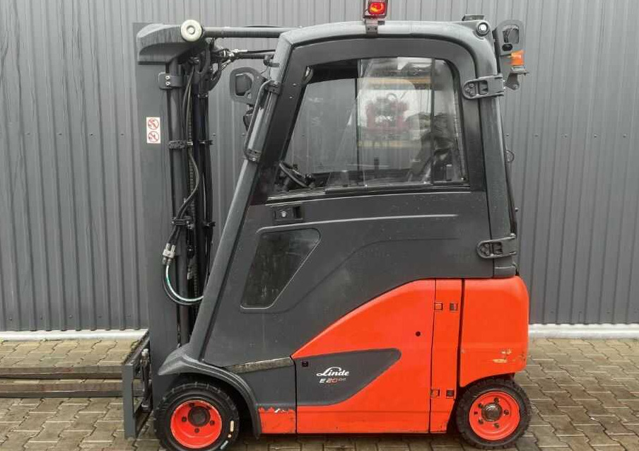 Linde E20PH-02 - Электропогрузчик: фото 2 Linde E20PH-02 - Электропогрузчик: фото 2
