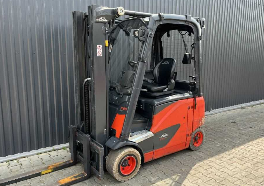 Linde E20PH-02 - Электропогрузчик: фото 1 Linde E20PH-02 - Электропогрузчик: фото 1