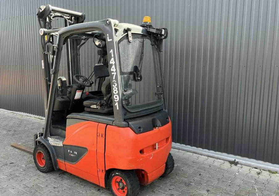 Linde E20PH-02 - Электропогрузчик: фото 3 Linde E20PH-02 - Электропогрузчик: фото 3