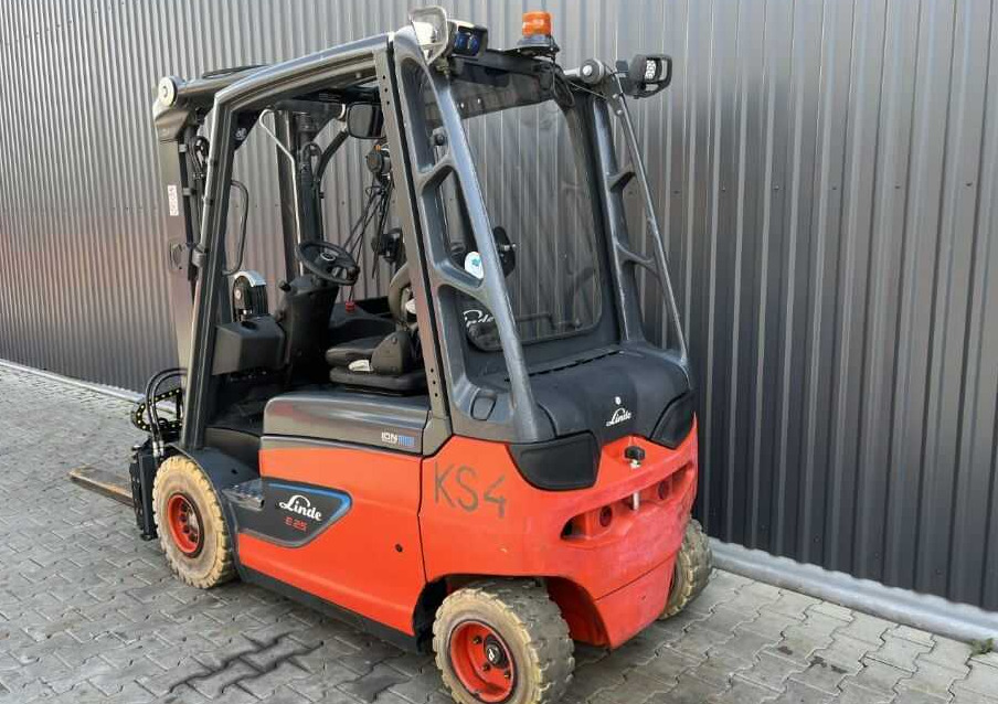Linde E25-01 - Электропогрузчик: фото 3 Linde E25-01 - Электропогрузчик: фото 3