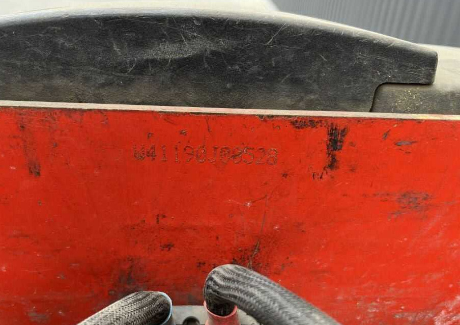 Linde P30C - Складской тягач: фото 4 Linde P30C - Складской тягач: фото 4