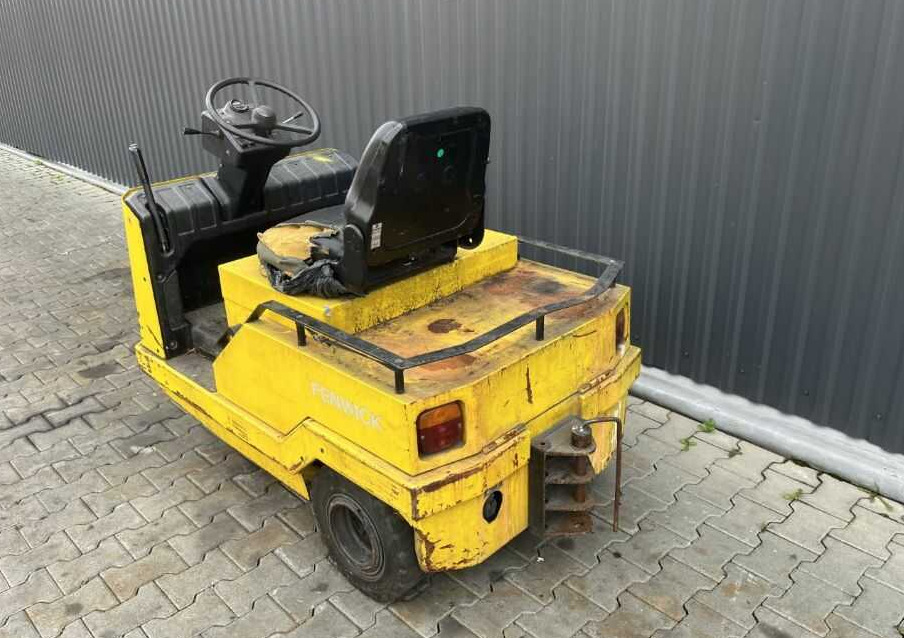 Linde P50Z - Складской тягач: фото 3 Linde P50Z - Складской тягач: фото 3