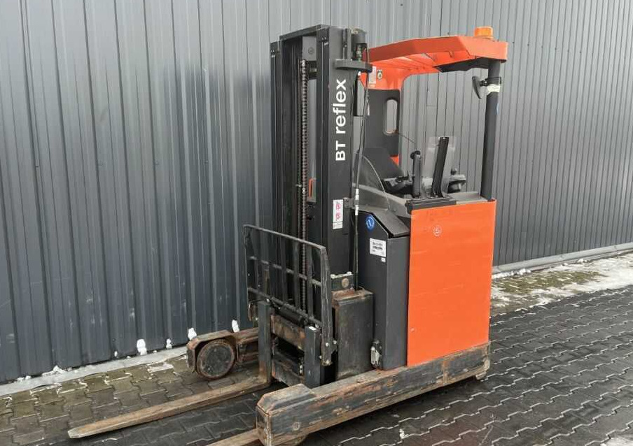 Toyota RRE140M - Ричтрак: фото 1 Toyota RRE140M - Ричтрак: фото 1