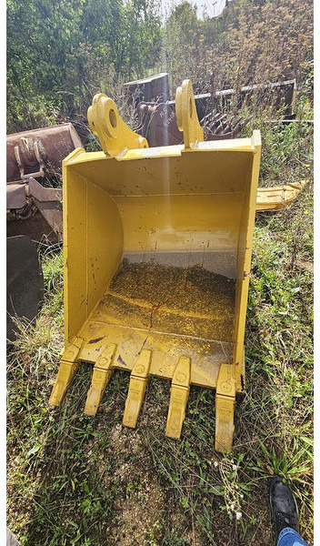 Komatsu PC200 - Ковш: фото 1 Komatsu PC200 - Ковш: фото 1