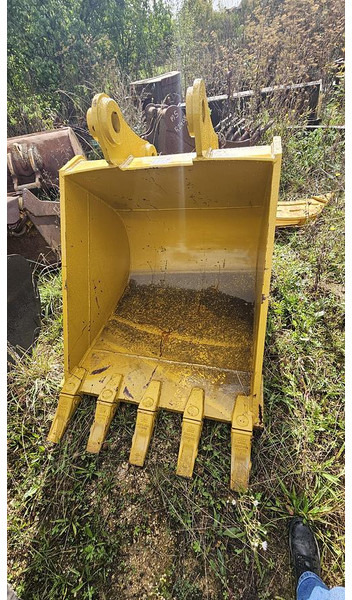 Komatsu PC200 - Ковш: фото 2 Komatsu PC200 - Ковш: фото 2