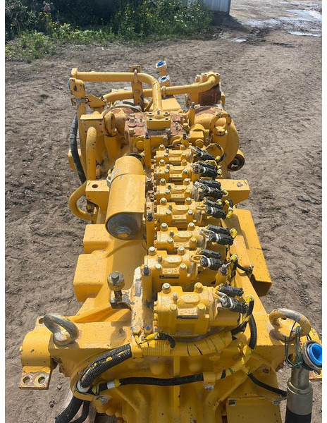 Komatsu SAA6D140E-2 Komatsu engine HD325 - Двигатель: фото 4 Komatsu SAA6D140E-2 Komatsu engine HD325 - Двигатель: фото 4