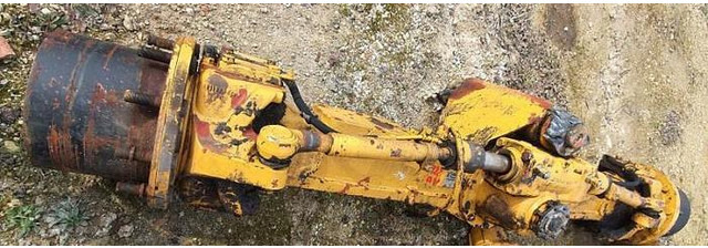 Liebherr 922 - Ось и запчасти: фото 3 Liebherr 922 - Ось и запчасти: фото 3