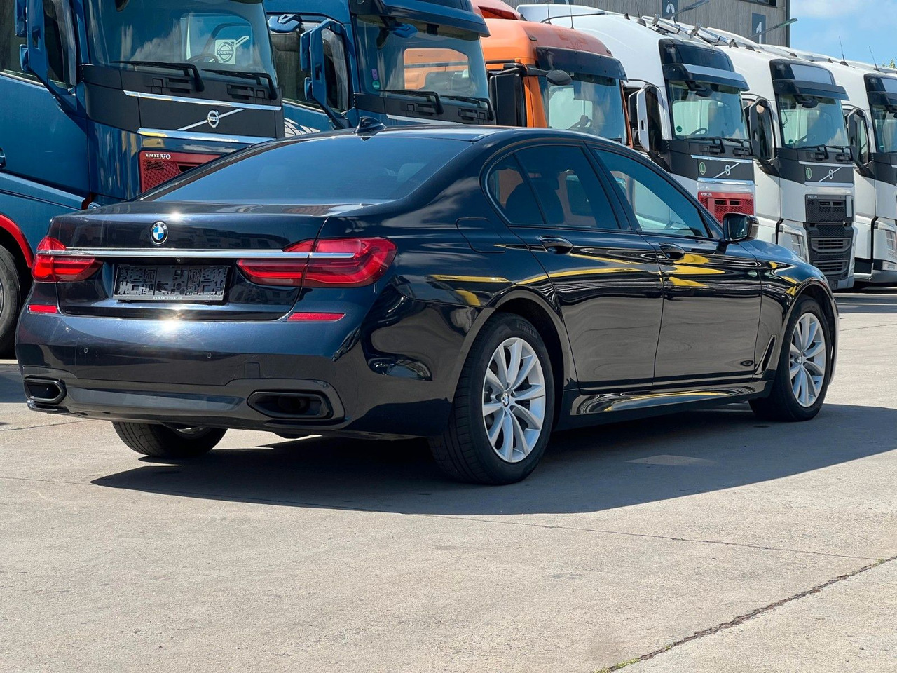 BMW 740D*xDrive*ACC* MASSAGE *STANDHE *LUFT*M PAKET BMW 740D*xDrive*ACC* MASSAGE *STANDHE *LUFT*M PAKET - Седан: фото 5 BMW 740D*xDrive*ACC* MASSAGE *STANDHE *LUFT*M PAKET BMW 740D*xDrive*ACC* MASSAGE *STANDHE *LUFT*M PAKET - Седан: фото 5