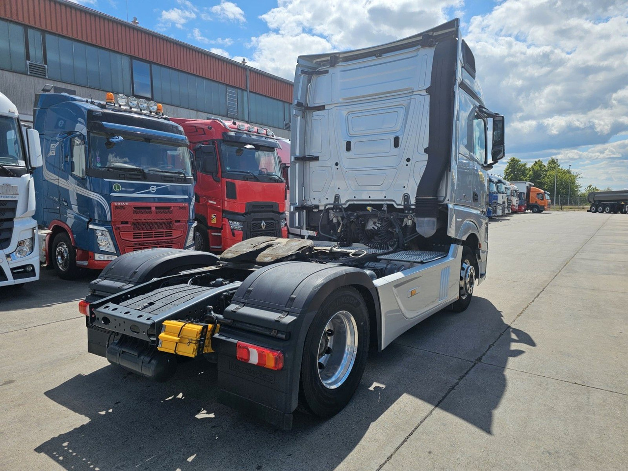 Mercedes-Benz ACTROS 1851 * 2X VORHANDEN * ACC * STANDH. *EUR5 - Тягач: фото 5 Mercedes-Benz ACTROS 1851 * 2X VORHANDEN * ACC * STANDH. *EUR5 - Тягач: фото 5
