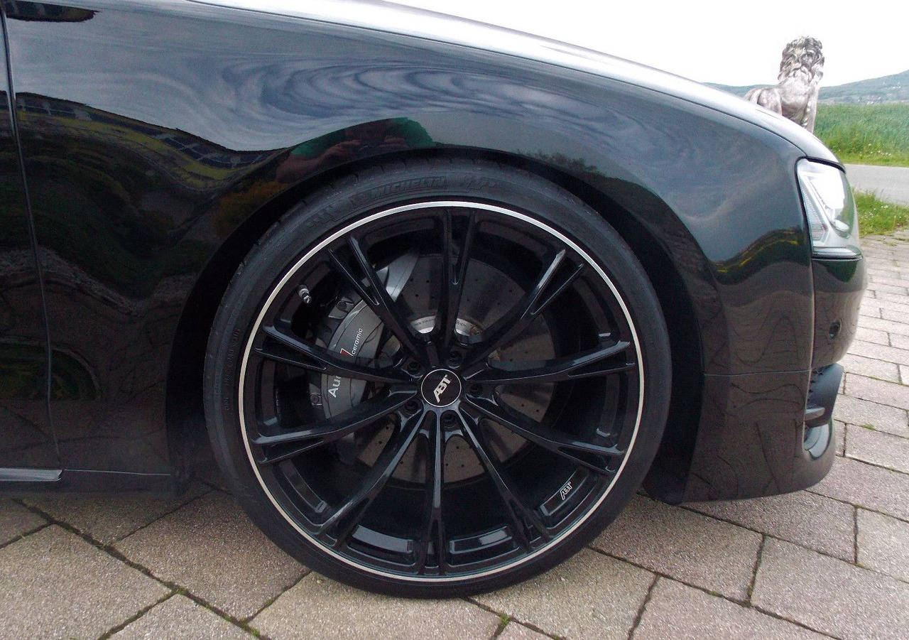 Audi S8 plus original ABT 519kW 320km/h mit 22 Zoll - Седан: фото 5 Audi S8 plus original ABT 519kW 320km/h mit 22 Zoll - Седан: фото 5