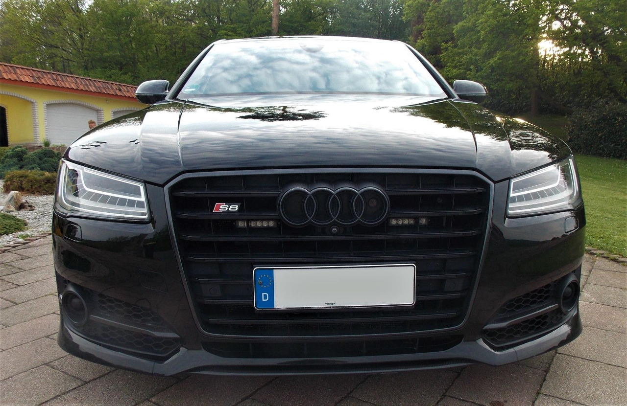 Audi S8 plus original ABT 519kW 320km/h mit 22 Zoll - Седан: фото 4 Audi S8 plus original ABT 519kW 320km/h mit 22 Zoll - Седан: фото 4
