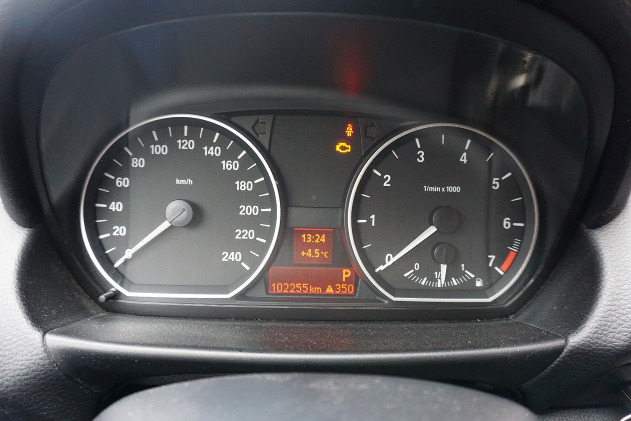 BMW 116i - Седан: фото 4 BMW 116i - Седан: фото 4