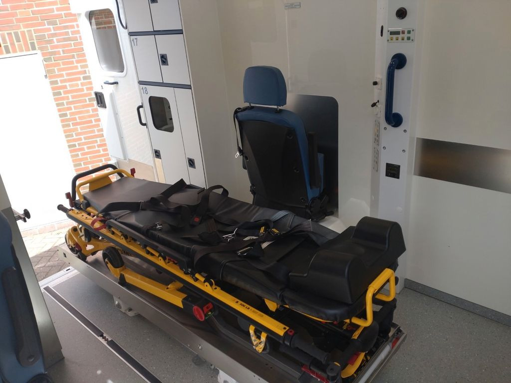 Машина скорой помощи Mercedes-Benz Sprinter 519   ATM 0km  Garantie Mercedes-Benz Sprinter 519   ATM 0km  Garantie: фото 18