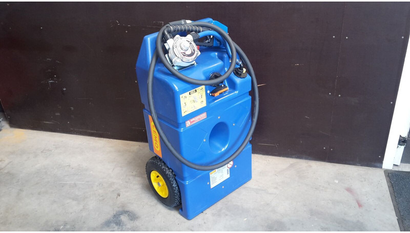 AD-BLUE trolley - Мойка высокого давления: фото 1 AD-BLUE trolley - Мойка высокого давления: фото 1