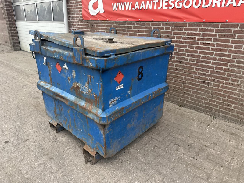 IBC tank - Грузовик-цистерна: фото 2 IBC tank - Грузовик-цистерна: фото 2