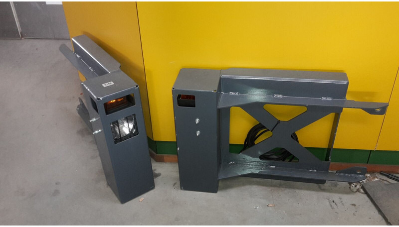 Agomac verlichtingsset voor haspels - Навесное оборудование для Сельскохозяйственной техники: фото 1 Agomac verlichtingsset voor haspels - Навесное оборудование для Сельскохозяйственной техники: фото 1