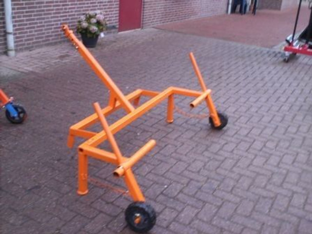 ZEILKNECHT afroldragers - Обмотчик рулонов: фото 1 ZEILKNECHT afroldragers - Обмотчик рулонов: фото 1