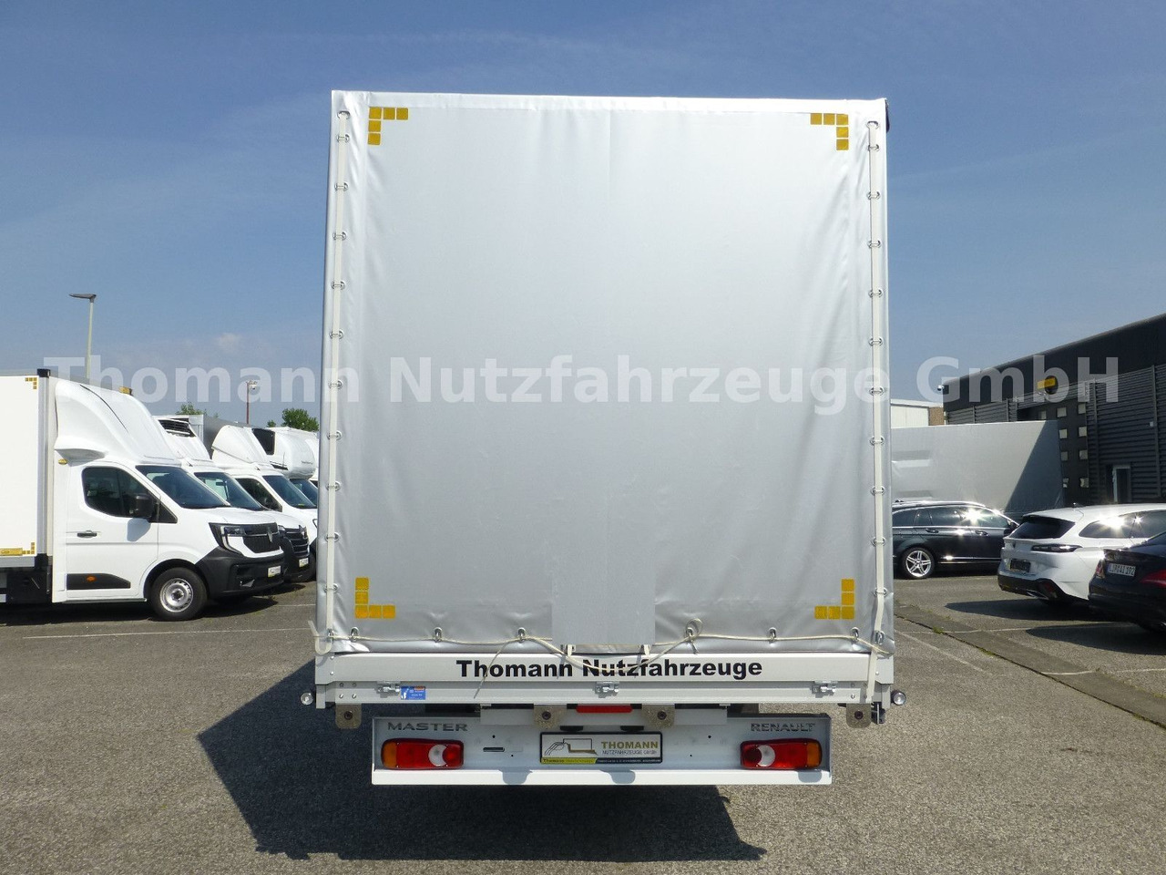 Тентованный фургон Renault NEW Master Pritsche Plane Schlafkabine: фото 6