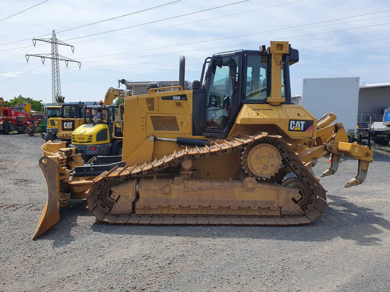 CAT D6N LGP / 8.524h / Klappschild / Ripper - Бульдозер: фото 2 CAT D6N LGP / 8.524h / Klappschild / Ripper - Бульдозер: фото 2