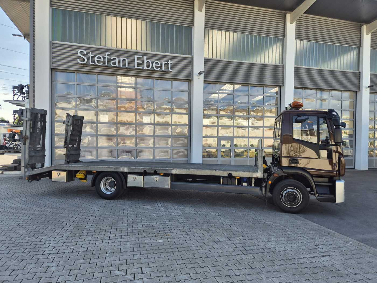 Iveco Eurocargo ML140E25/P Maschinentransporter Winde - Грузовик: фото 5 Iveco Eurocargo ML140E25/P Maschinentransporter Winde - Грузовик: фото 5