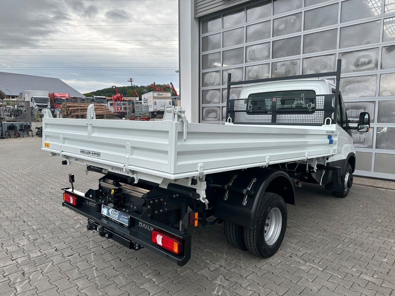 Iveco 70C18H 3-S.-Kipper Meiller *R3.450mm*2xAHK* - Малотоннажный самосвал: фото 5 Iveco 70C18H 3-S.-Kipper Meiller *R3.450mm*2xAHK* - Малотоннажный самосвал: фото 5