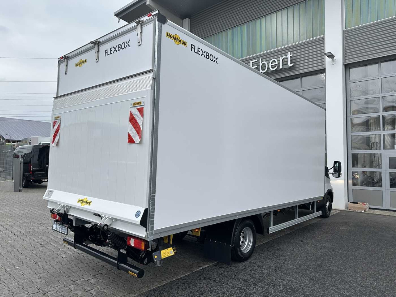 Iveco Daily 70C18 HA8 *R5.100mm*LBW*Luft*Automatik* - Фургон с закрытым кузовом: фото 5 Iveco Daily 70C18 HA8 *R5.100mm*LBW*Luft*Automatik* - Фургон с закрытым кузовом: фото 5