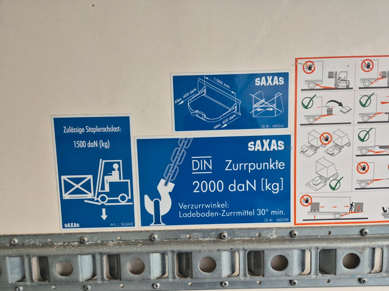 Фургон с закрытым кузовом Iveco Eurocargo 75-210 Koffer LBW: фото 15