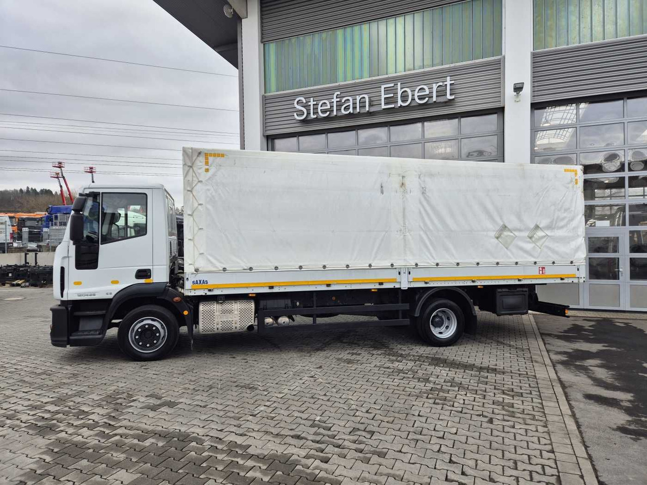 Iveco Eurocargo ML120E25 4x2 AHK Differenzial - Тентованный грузовик: фото 4 Iveco Eurocargo ML120E25 4x2 AHK Differenzial - Тентованный грузовик: фото 4